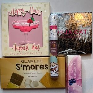 MEDIUM MYSTERY MAKEUP BUNDLE